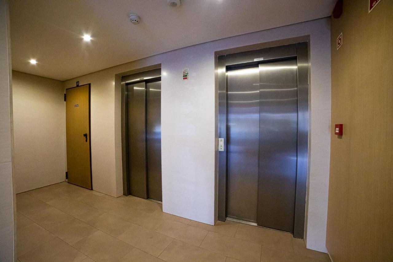 Lovely Apartment Near Airport And Nations Park, With Garage Loures Exterior photo
