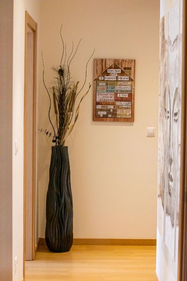 Lovely Apartment Near Airport And Nations Park, With Garage Loures Exterior photo